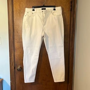 White Curvy Skinny Jeans